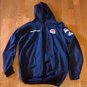 Bulwark 1/4 zip hooded sweatshirt barely worn.